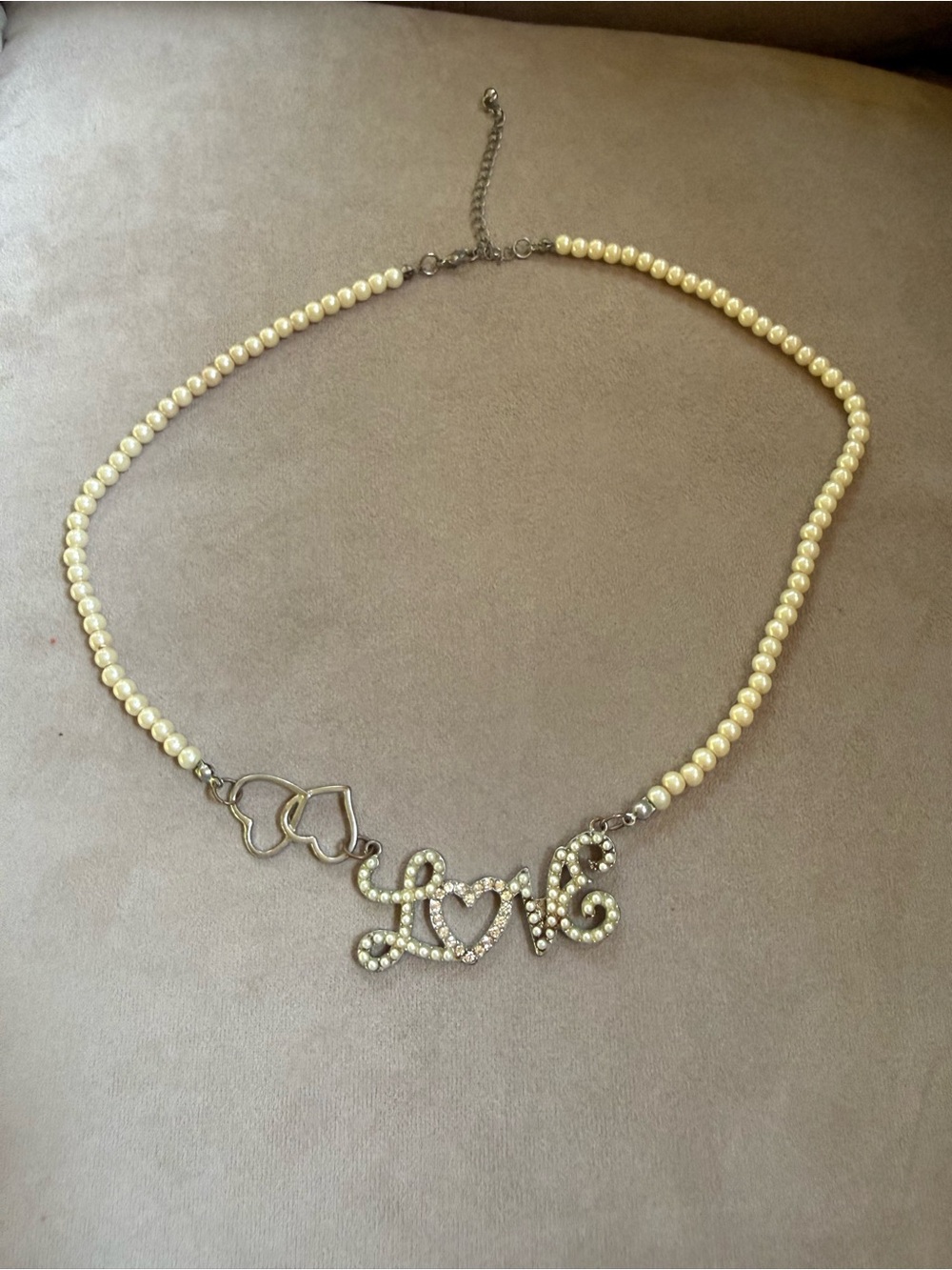 Vintage Y2K Faux Pearl and Rhinestone “Love” Pendant Necklace - Ivory & Silver
